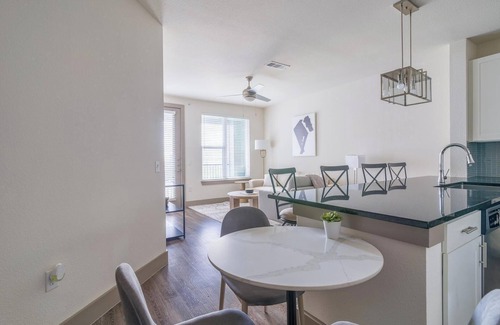 Conroe Apartment | Landing | Incredible 1BD, Yoga Studio, Gym