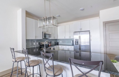 Conroe Apartment | Landing | Incredible 1BD, Yoga Studio, Gym