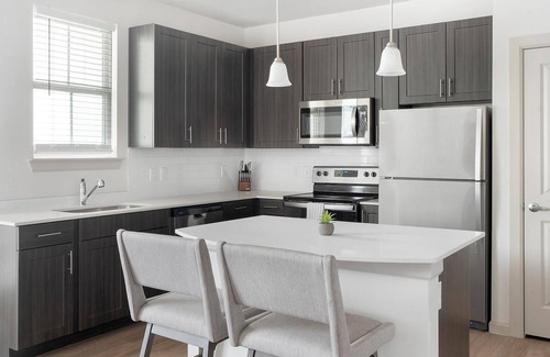 Pflugerville Apartment | Landing | Modern 1BD, Gym, Clubhouse
