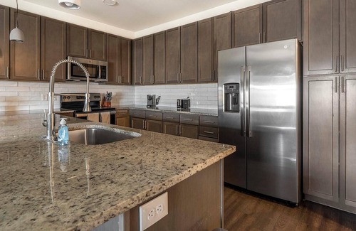 Stone Oak Apartment | Landing | Modern 2BD, Game Room, Pool
