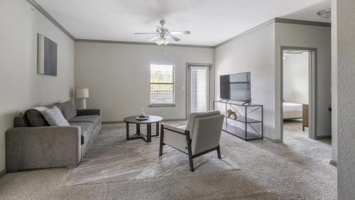 Sand Ridge Apartment | Landing Modern Apartment with Amazing Amenities (ID7763X41)