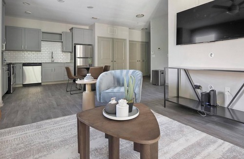 Paw Creek Apartment | Landing | Spectacular 2BD, Gym, Clubhouse