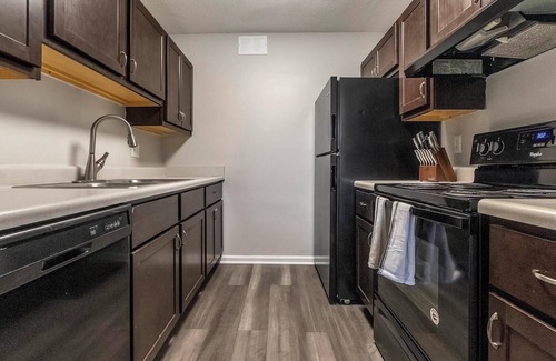 Indianapolis Apartment | Landing | Stunning 1BD, Pool, Gym