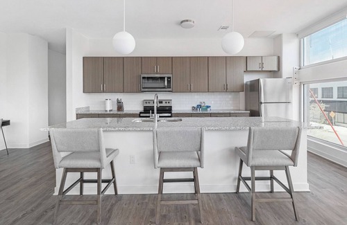 Five Points South Apartment | Landing | Stunning 1BD, Pool, Gym