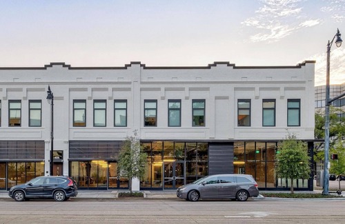 Five Points South Apartment | Landing | Stylish 2BD in Five Points South