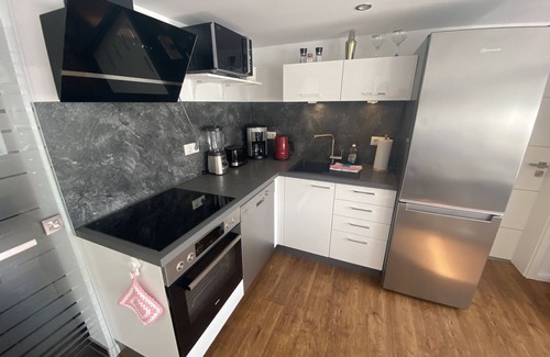 Dummerstorf Apartment | Landliebe Ferienwohnung für bis zu 4 Personen