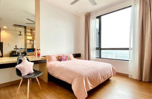Kampung Bukit Dukong Apartment | Landmark Residence 1, Pool View, Free WiFi, TV-box, Free Parking, Near Kajang, Mahkota Cheras, C180, MRT