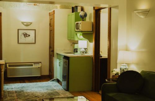 Loudonville Resort | Landoll's Mohican Castle