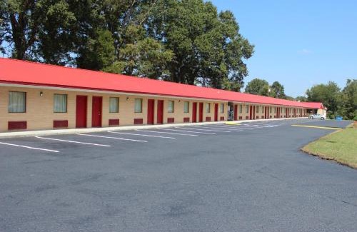 Fort Lawn Hotel | Landsford Inn