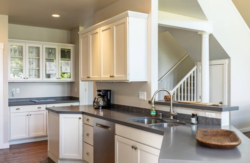 Langley House | Langley by the Sea by AvantStay | Panoramic Vistas