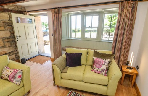 Fourstones Near Bentham House | Lanshaw House