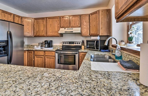 Okemos House | Lansing Area Home ~ 4 Mi to MSU Campus!