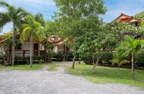 Ko Lanta Apartment | Lanta School Beach Resort