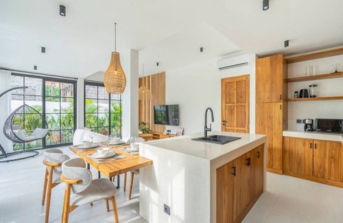 Singakerta Villa | Lantang Villa - Two Bedroom Villa, Sleeps 4