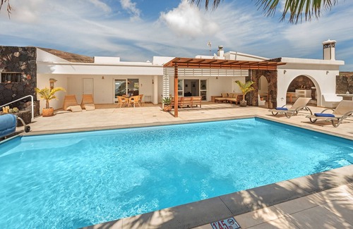 Puerto Calero House | Lanzahost "Villa Panorama" - privacy and views