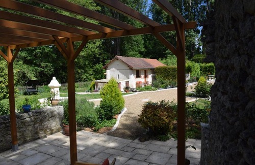 Francueil Bed & Breakfast | Lapis Domus