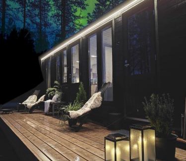 Kolari Ski Chalet | Lapland Riverside Cabin 4 HILLA , Ylläs, Tiny Home with Sauna, Fireplace, Terrace, BBQ, Wifi, Ski, Fishing, Pets OK
