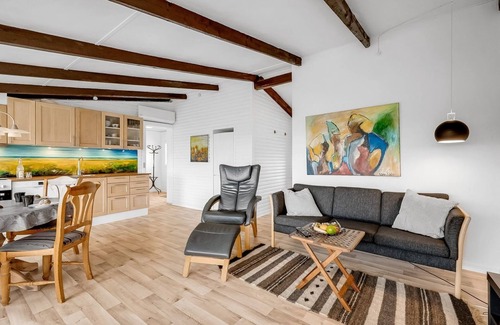 Trans Apartment | "Larentius" - 200m from the sea by Interhome