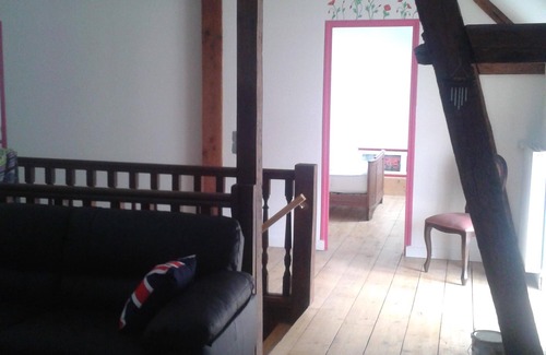 Saint-Hilaire-en-Lignieres House | Large gîte for large families or friends, with piano and table soccer.