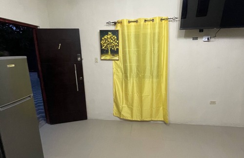 Kingston Apartment | Large 1 Bedroom centrally located