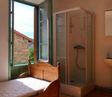 Fayet-Ronaye House | Large 100 year old house in lovely walking area