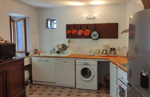 Florac House | Large 200 m2 house with garden, terraces and courtyard. Florac Center.