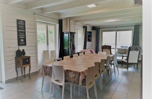 Bernay-en-Ponthieu House | Large 240 m² ecological wooden house for 15 people, 15 min from the sea.