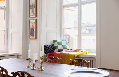 Gamla Stan Apartment | Large 2BR in Central Gamla Stan