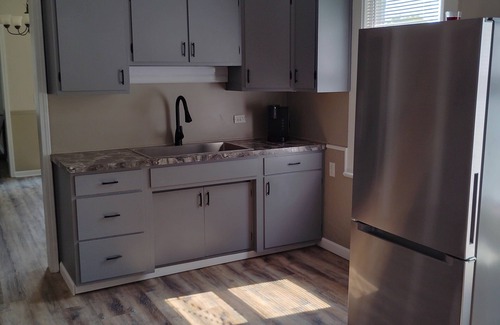 Bay City House | Large 3-bedroom house in charming Bay City with WiFi, AC. Enjoyable getaway