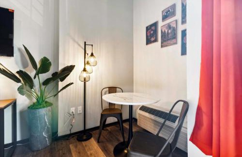 North Philadelphia West Apartment | Large 3BR Apts & Studios, Gym, Game Room, Free Street Parking