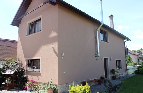 Demanova House | Large 8-bedroom house with garden and WiFi in Liptovský Mikuláš