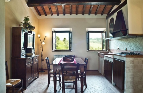 Volterra Apartment | Large and beautiful apartment in an olive grove