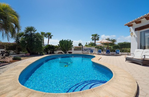 Media Luna Villa | Large and comfortable villa with private pool in Javea, on the Costa Blanca, Spain for 6 persons