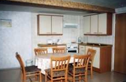 Wickerode Apartment | large apartment 1 - Ferienwohng. u. Room Goldschmidt