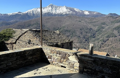 Scata Apartment | Large apartment in a village house in Haute-Corse