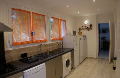 L'Escarene Villa | Large apartment in villa, private pool, garden.