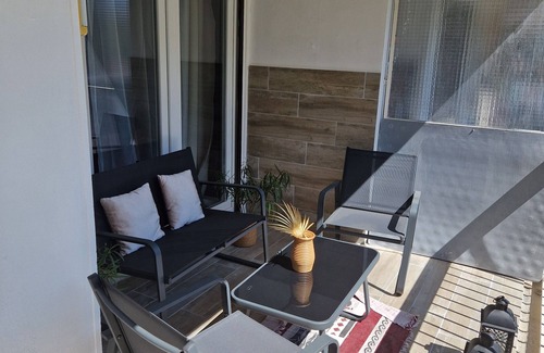 10th Arrondissement Apartment | Large apartment sleeps 6 near beach and town center