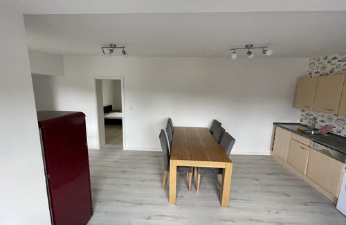 Kohlscheid House | Large apartment with its own entrance in a 2-family house right next to the nature reserve