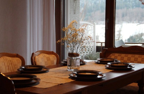 Alpirsbach Apartment | Large apartment with balcony Sulzbergblick, 700m from the center, for families