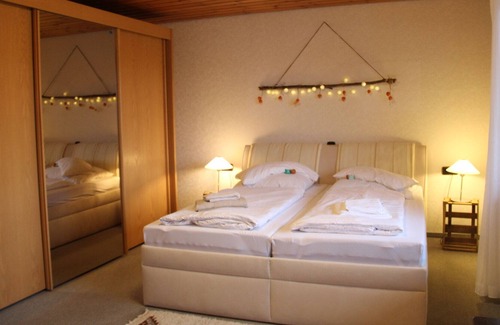 Alpirsbach Apartment | Large apartment with balcony Sulzbergblick, 700m from the center, for families