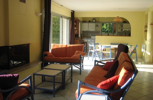 Treignac House | Large bright house away from the Bourg de Treignac on the edge of the forest.