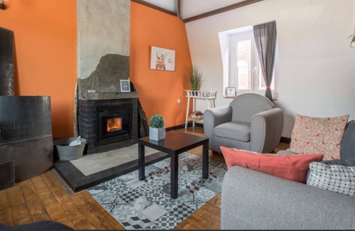 Croix Apartment | Large, bright studio a few minutes from Lille (jacuzzi option)