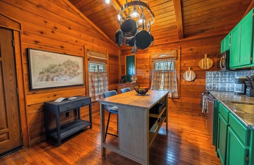 Monteagle Cabin | Large cabin-Game Room,Hot tub,Kid Friendly