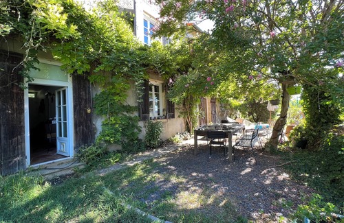 Floudes House | Large character house built in 1850