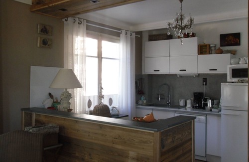 Font-Romeu-Odeillo-Via Apartment | Large Cozy Apartment, Esprit Chalet in the heart of Font Romeu. WIRELESS.