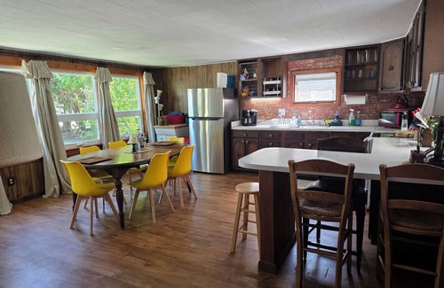 Swanton Cottage | Large Cottage: Private Beach/Stunning Sunsets/Kayaks/Fire Pit