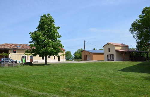 Grazac House | Large country house