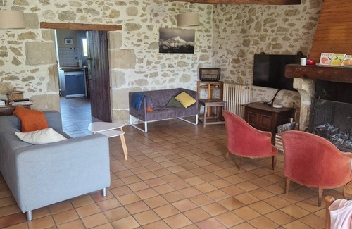 La Reole House | Large country house with swimming pool in the entre deux mers region
