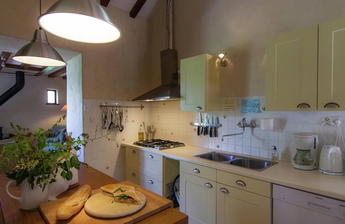 Issac House | Large country house with private pool
