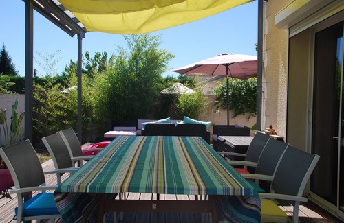 Saint-Medard-en-Jalles House | Large family home with heated pool between Bordeaux and the ocean.